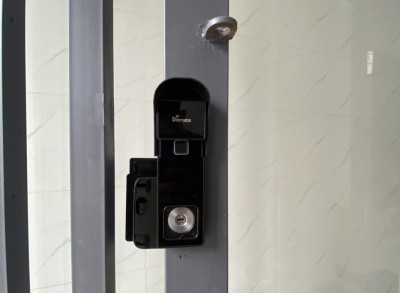 Khoá Cổng Chống Nước Của Demax Có Ưu Điểm Gì?