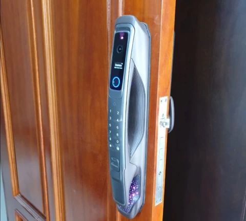 Phân tích tính quan trọng của khóa cửa thông minh trong căn hộ của bạn